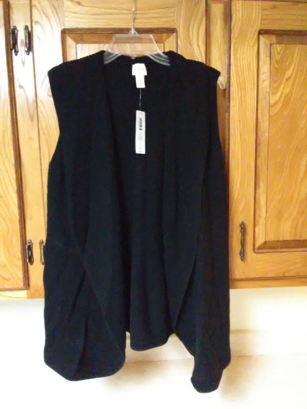 nwt Chicos sz 1 ( roughly us size 8 ) sweater vest - black - open front